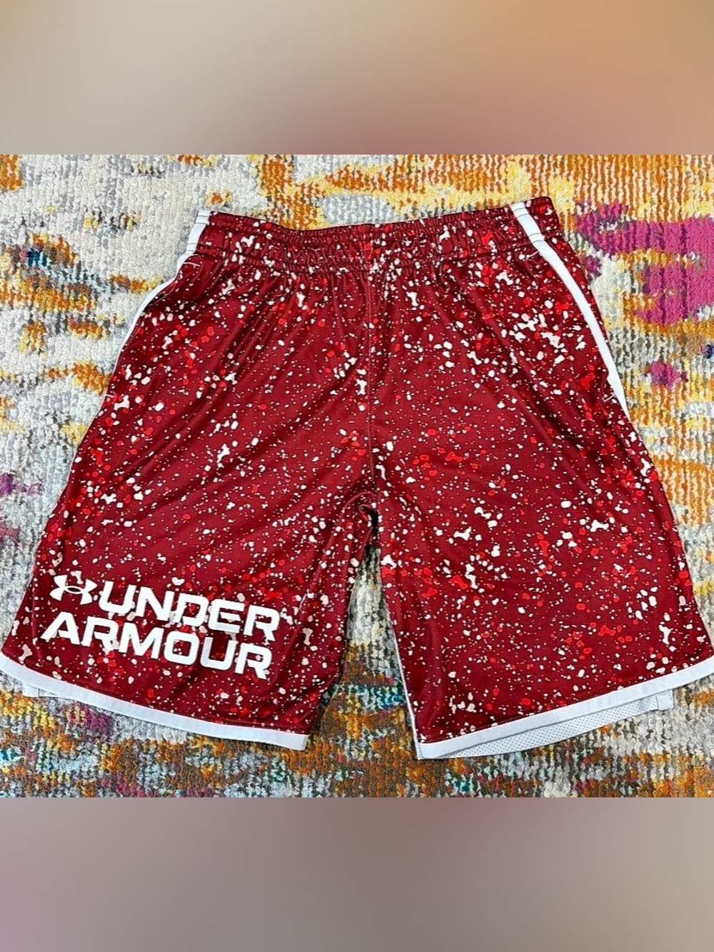 Under Armour Boys Large Athletic Shorts Red & White